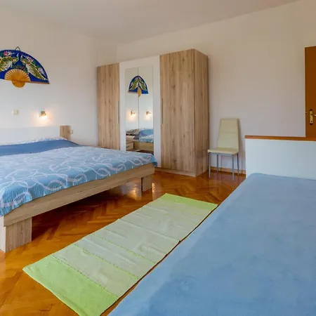 アパート Jasminka Loncaric *