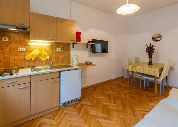 Jasminka Loncaric Apartament Crikvenica